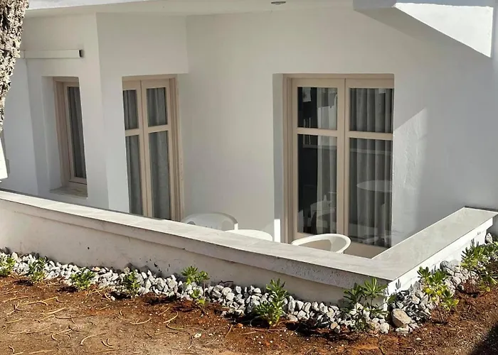 Coralli Beach Hotel