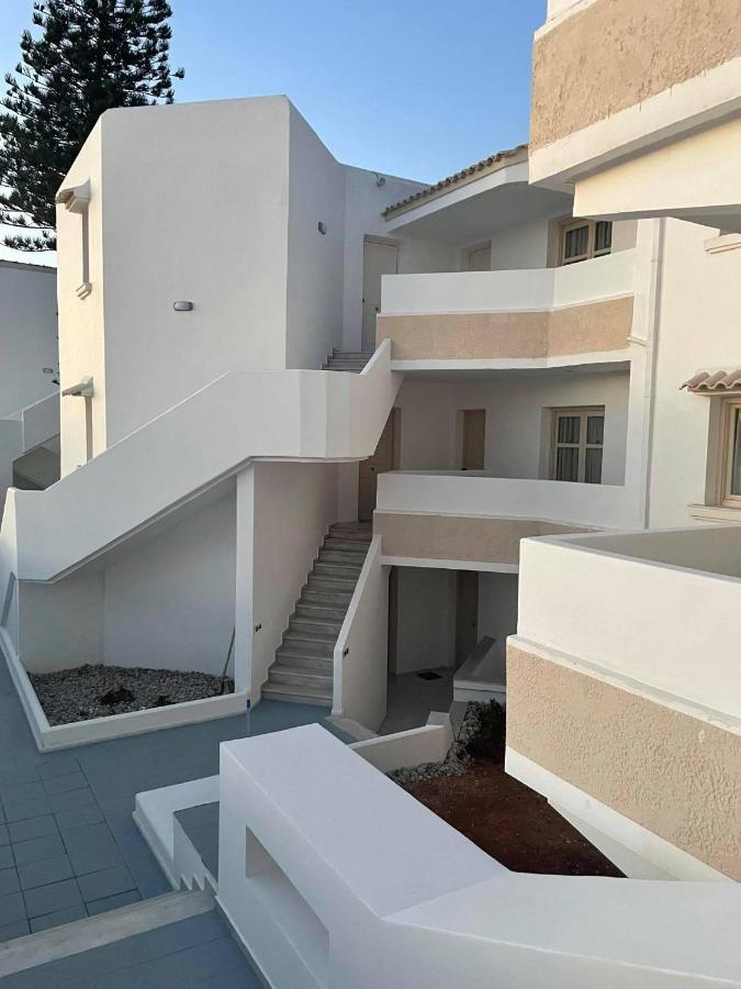 Coralli Hotel Kokkini Hani