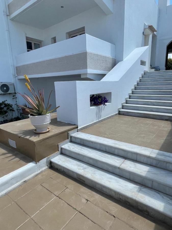 Coralli Hotel 3*
