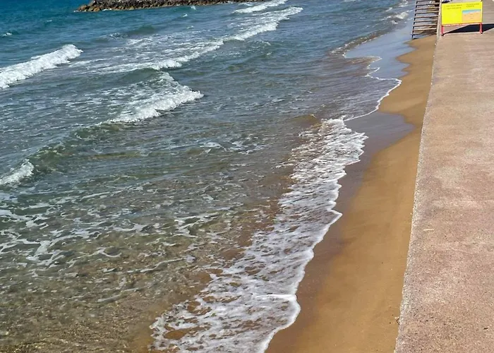 Coralli Beach Hotel